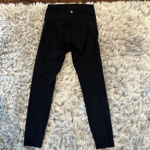 Lululemon Black Leggings 25”